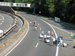 Die A 40 gegen 18 Uhr an der Auffahrt Stadionring. Die A 40 gegen 18 Uhr an der Auffahrt Stadionring.