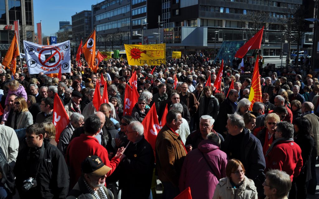Kundgebung auf dem Willy-Brandt-Platz in Bochum am 20. März 2011