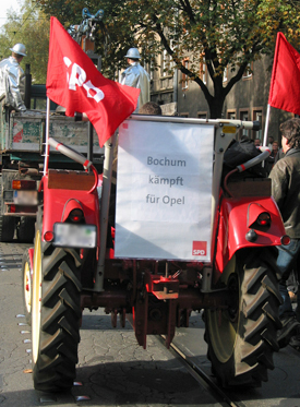 Demonstration für den Erhalt von Arbeitsplätzen bei Opel 2004