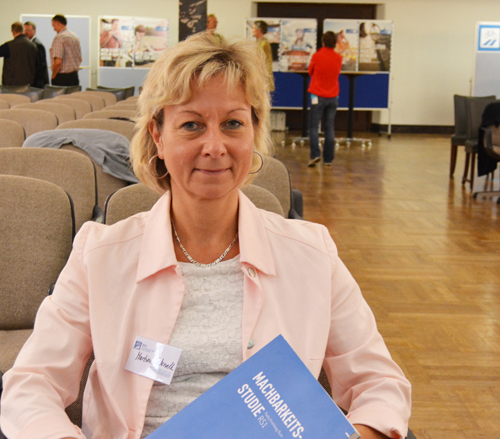 SPD-Ratsmitglied Martina Schnell beim Workshop zum Radschnellweg Ruhr (RS 1) am Freitag (12. September 2014) in Bochum.