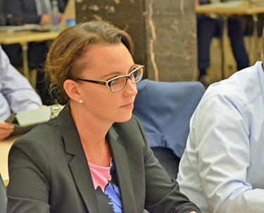 Bochum: Die Stadt Bochum wird eine umfassende eGovernment-Strategie erarbeiten. Das hat der Rat der Stadt am heutigen Donnerstag (30. Juni 2016) beschlossen. Für die SPD-Fraktion begründete Deborah Steffens, Mitglied im Ausschuss für Strukturentwicklung, einen entsprechenden Antrag der rot-grünen Koalition.