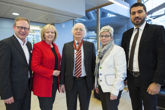 V.l.n.r.: Prof. Dr. Karsten Rudolph, SPD-Vorsitzender Bochum, Ministerpräsidentin Hannelore Kraft, Prof. Dr. Bernd Faulenbach, Landtagspräsidentin Carina Gödecke, Landtagsabgeordneter Serdar Yüksel. 
