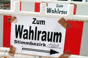 SPD-Ratsfraktion Bochum: Schild "Zum Wahlraum"