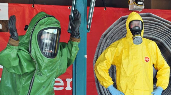 SPD-Ratsfraktion Bochum: 2011 feierte die Feuerwehr Bochum ihr 150-jähriges Bestehen, unter anderem mit einem Feuerwehr-Tag auf dem Bongard-Boulevard samt der Vorführung von Schutzkleidung.