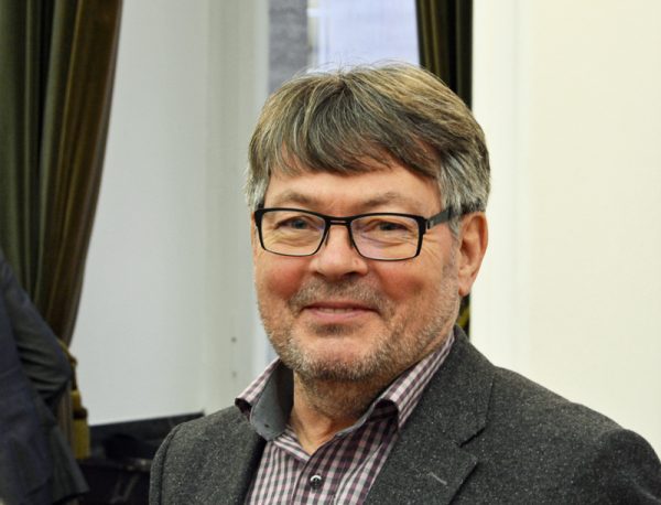 Peter Herzog ist sportpolitischer Sprecher der SPD im Rat der Stadt Bochum.
