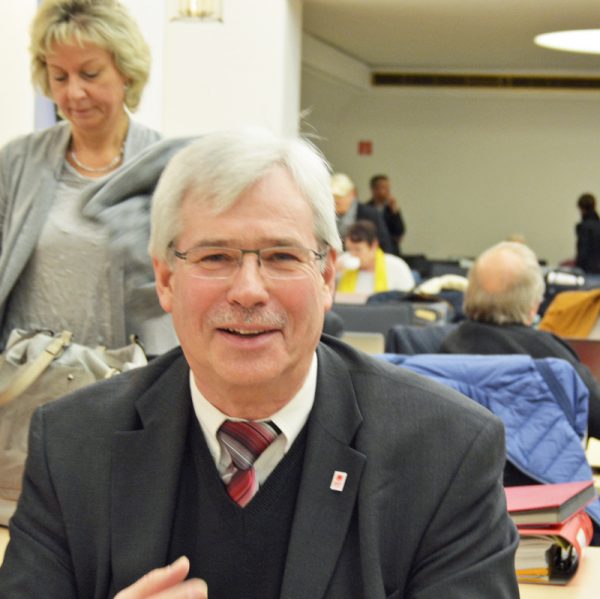 SPD-Ratsfraktion Bochum: Dr. Peter Reinirkens ist Vorsitzender der SPD im Rat der Stadt Bochum.