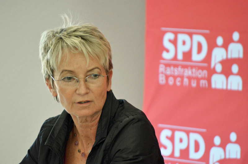 SPD-Ratsfrau Martina Schmück-Glock wünscht sich, dass in Bochum die gelben Säcke durch Wertstofftonnen ersetzt werden.