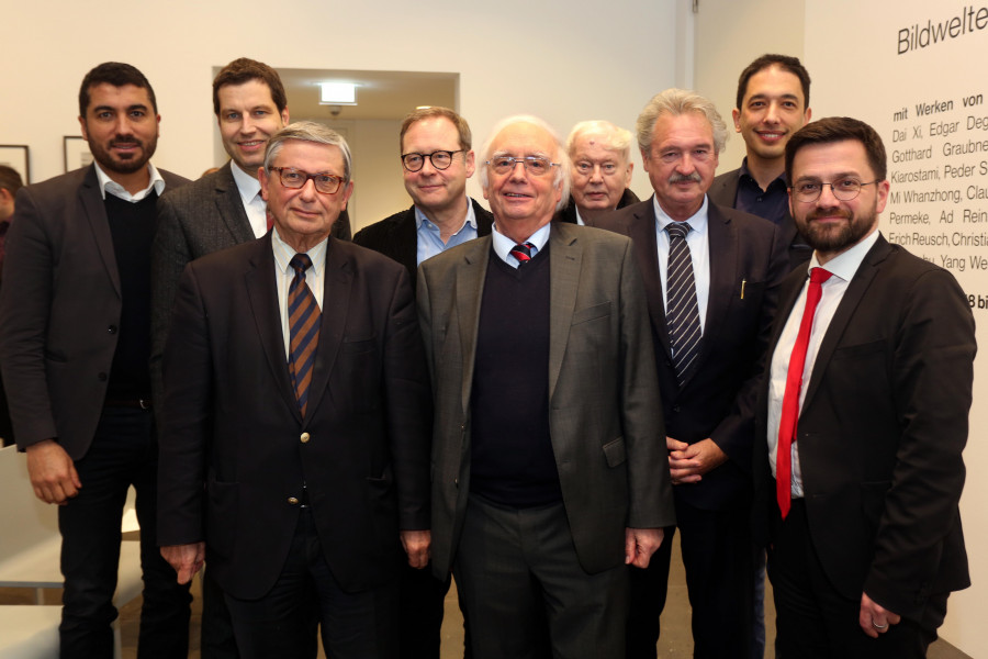 Festveranstaltung zu Ehren von Bernd Faulenbach und Christoph Zöpel: u.a. mit den beiden Jubilaren Christoph Zöpel und Bernd Faulenbach vorne in der Mitte