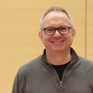 Dr. Hans Hanke setzt sich für die Stadtparkpflege ein.