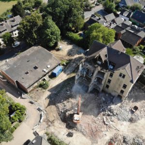 Auf dem Gelände an der Lindener Straße soll eine Doppelturnhalle entstehen.