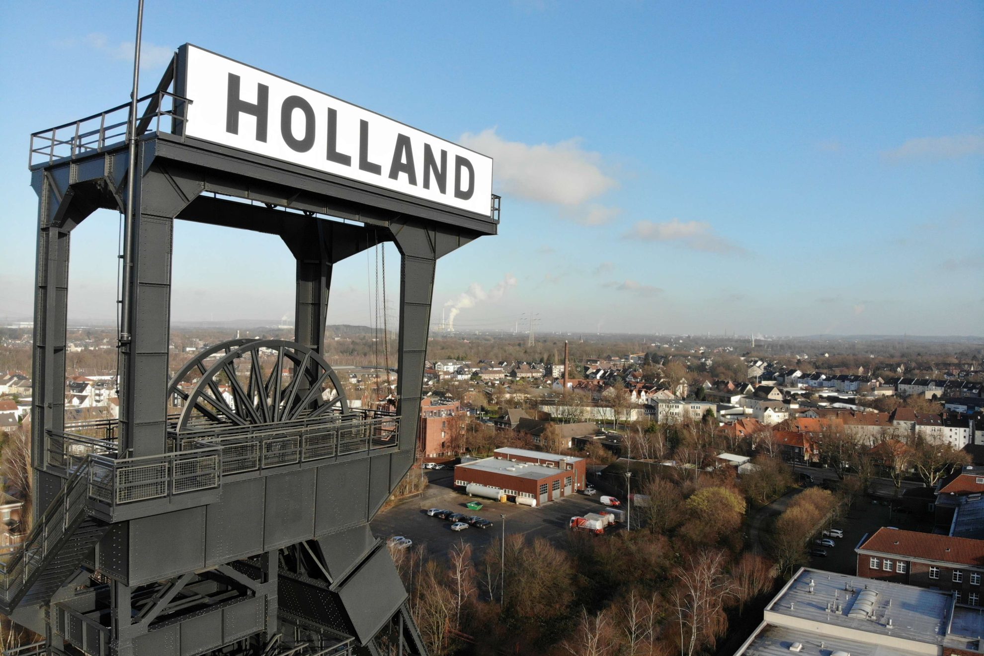 Der Turm der ehemaligen Zeche Holland.